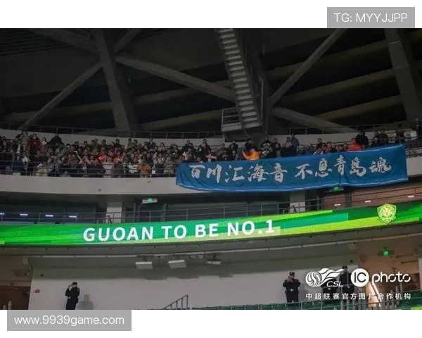 4-2！青岛海牛工体大逆转：萨里奇戴帽破 5 魔咒，客场首胜国安