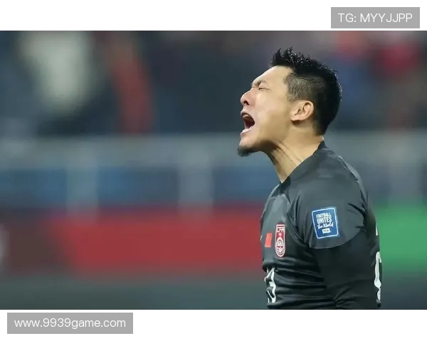 基莱斯 10 球领跑射手榜！单挑泰山防线爆射制胜，王大雷望球兴叹